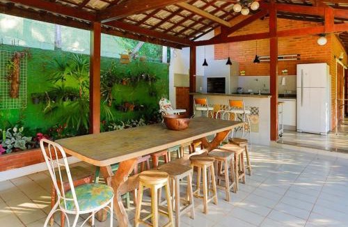 Condominio Vila Verde Villa | LINDA CHACARA EM CONDO A 40 MIN DE SP com piscina climatizada, churrasqueira, wifi, 5 quartos e muita natureza