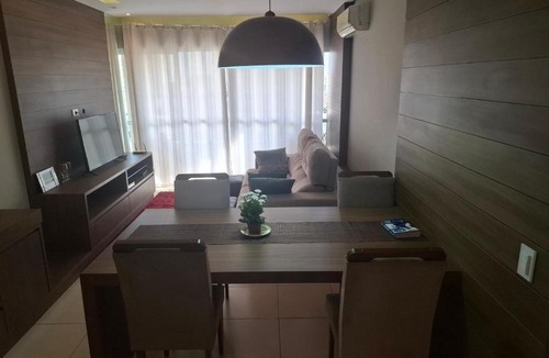 Osvaldo Rezende House | Lindo quarto centro Uberlândia