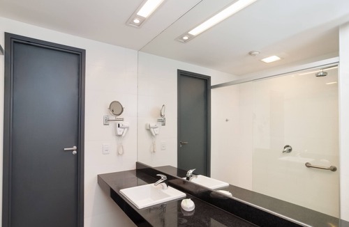 Rio de Janeiro Hotel | Linx Galeão by Wish