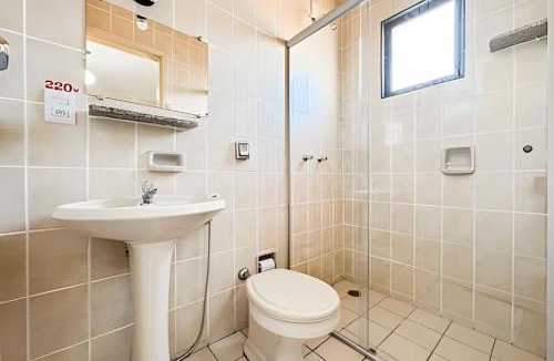 Santa Monica Bed & Breakfast | LN Flats & Suites