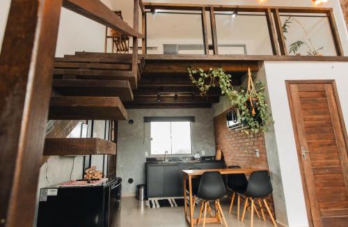 Balneario Gaivota Apartment | loft charmoso com lareira, a beira mar