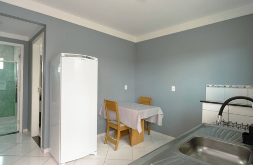 Rio Caveiras Apartment | Loft com ótima localização,Wi-Fi e ar-condicionado