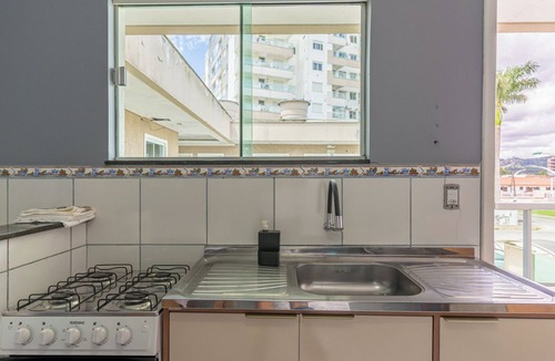 Rio Caveiras Apartment | Loft com ótima localização,Wi-Fi e ar-condicionado