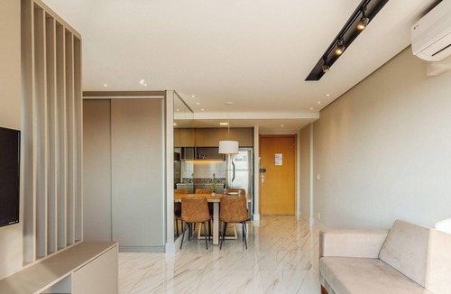 Petropolis Apartment | Loft de luxo com Garagem no Petrópolis AHO1402