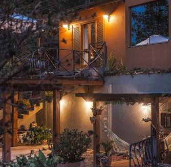 Santo Antonio do Pinhal Apartment | LOFT LUZ