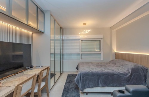 Passo da Areia Apartment | Loft Moderno Cyrela Connect Por do Sol vista Guaiba 14º