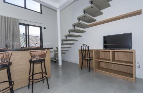 Lagoa Pequena Apartment | Loft no Novo Campeche, Terraço com Piscina ZR2092