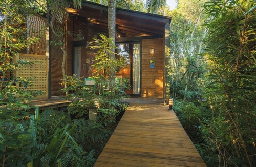 Praia do Rosa Cabin | Loft. Paz, Natureza, Lagoa em Condomínio Fechado
