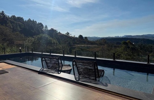 Sao Sebastiao das Aguas Claras Ski Chalet | Loft Vilas Boas