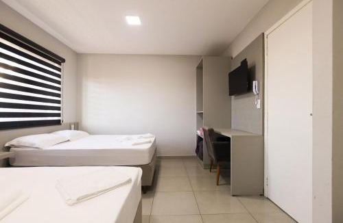 Guarapuava Apartment | Lou Suítes 9- com 2 camas de casal - total confort
