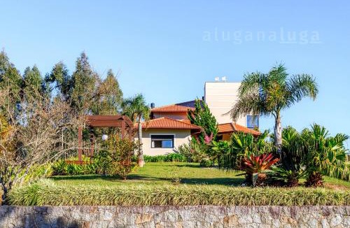 Rancho Queimado House | LUGA Exclusive Mansion with Panoramic View