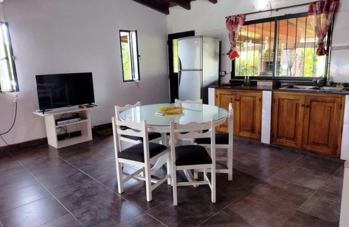 El Encon House | Lugar Para Conectar con la Naturaleza con Vista a la Precordillera