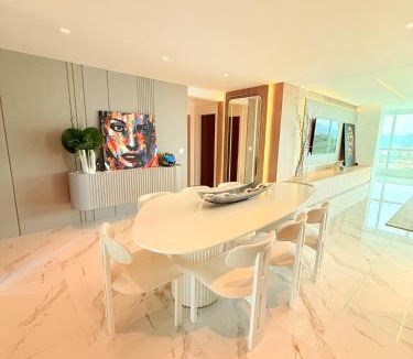 Barra Sul Apartment | Luxo com SPA no Marina Beach Towers