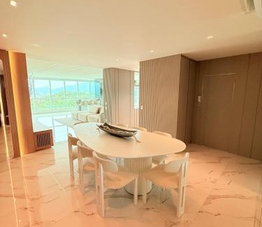 Barra Sul Apartment | Luxo com SPA no Marina Beach Towers