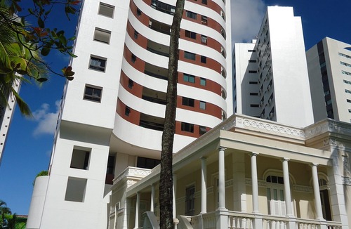 Casa Forte Apartment | Luxury apartment with 3 ensuite bedrooms
