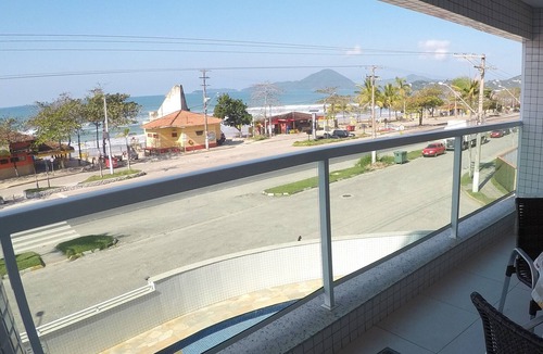 Praia Grande Apartment | Luxury apartment directly facing the sea.