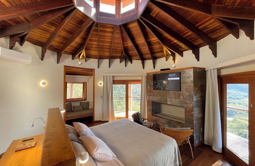 Mirantao Ski Chalet | Luxury chalets with spectacular views of the Atlantic Forest