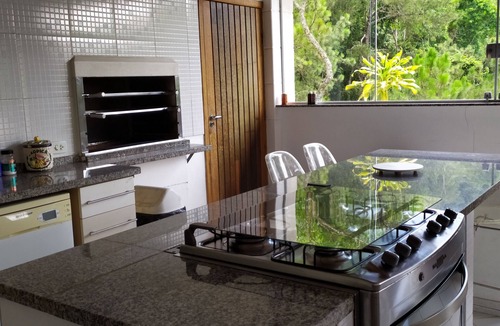 Sao Jose dos Campos Cottage | Luxury, comfort and coziness, country house in the Mantiqueira Mountains.