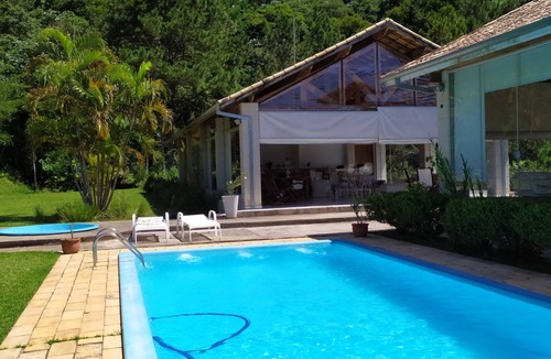 Sao Jose dos Campos Cottage | Luxury, comfort and coziness, country house in the Mantiqueira Mountains.