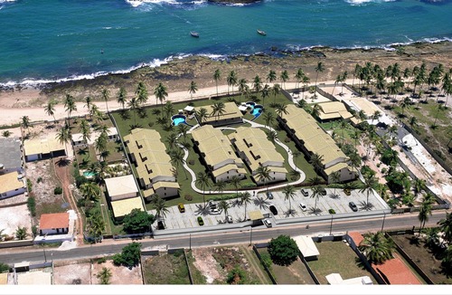 Arembepe Apartment | Luxury duplex apartment with swimming pool and WIFI seafront