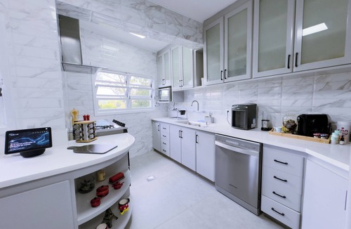 Cotia House | Luxury House 2500m² in Granja Viana