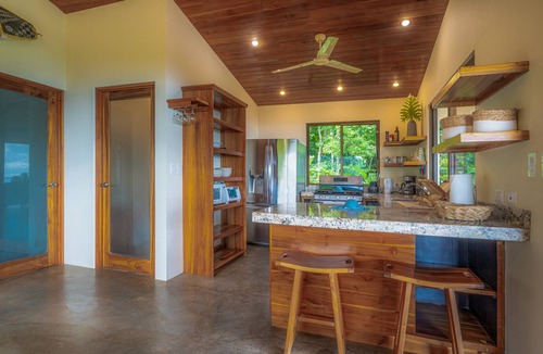 Dominical Villa | Luxury Jungle Haven Ocean View Infinity Pool
