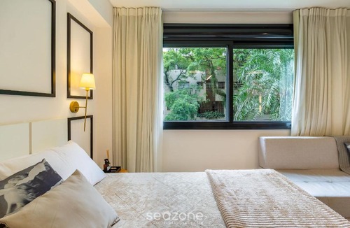Mont'Serrat Apartment | Luxury & Sophisticated Studio w/Garage LBO203