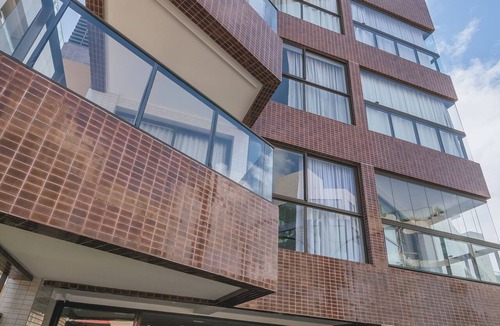 Centro Apartment | Luxury studio apartment 3 minutes from the natural pools.