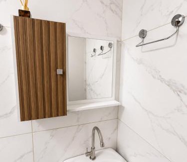 Manaira House | Manaira Suite 02