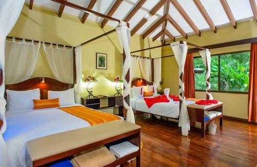 Tortuguero Hotel | Manatus Hotel
