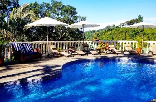 Tres Rios Cabin | Mango Tree Villas