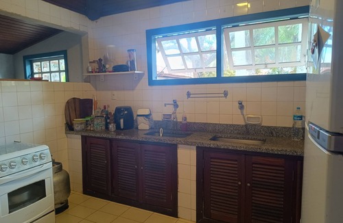 Porto Belo House | Manguinhos 3 bedrooms, beach 300m away, swimming pool