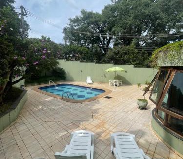 Osasco House | Mansão Adalgisa Suíte com Ar Próximo Cidade de Deus Jaguaré e Butantã