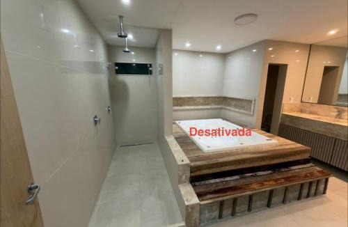 Cantagalo House | Mansão da Montanha