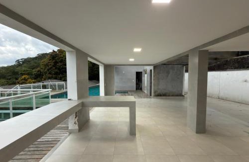 Cantagalo House | Mansão da Montanha