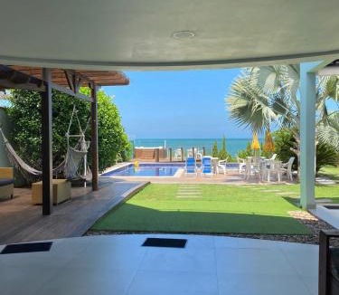 Balneario Camboriu House | Mansão de verão luxuosa na Praia do Estaleirinho