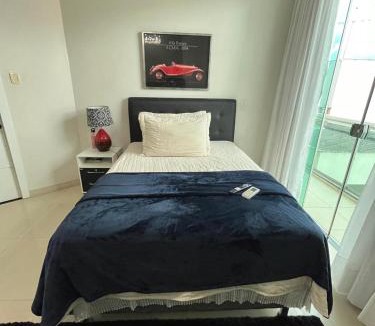 40 Horas House | Mansão em Condomínio