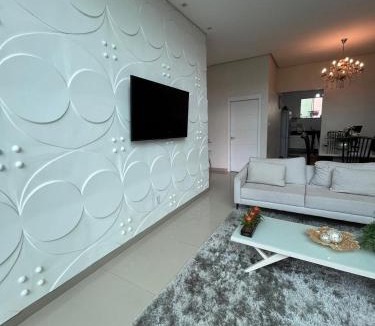 40 Horas House | Mansão em Condomínio