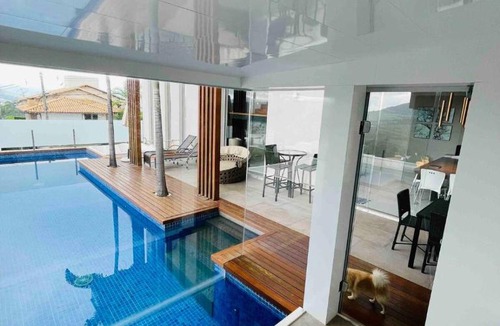 Capitolio House | Mansão Exclusiva em Escarpas do Lago
