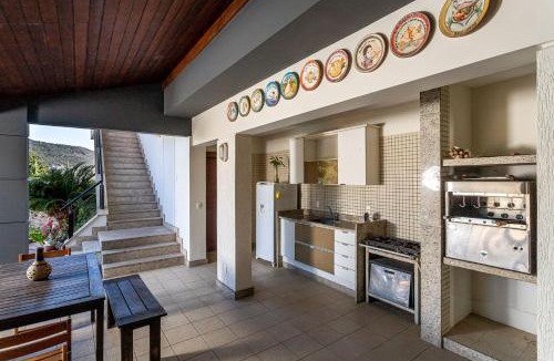 Sao Francisco House | Mansion in Niterói with Pool and Sea View | LD 58