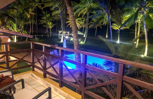 Catu de Abrantes House | Mansion right on the sand at Busca Vida beach.