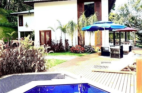 Araras House | Mansion with 5-star private service, heated pool, dedicated staff, and leisure facilities.