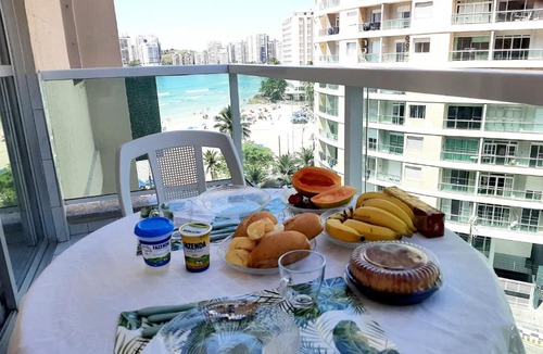 Barra Funda Apartment | Marvelous apartment with ocean view in Pitangueiras - SAO016