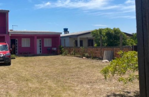 Balneario Pinhal House | Mayayo Kitnets