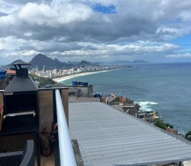 Vidigal House | Micks Place Vidigal