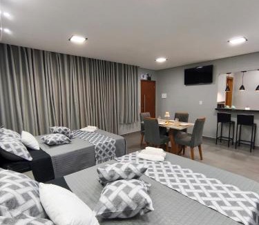 Londrina House | Micro casa 34m2 Localização estratégica Londrina