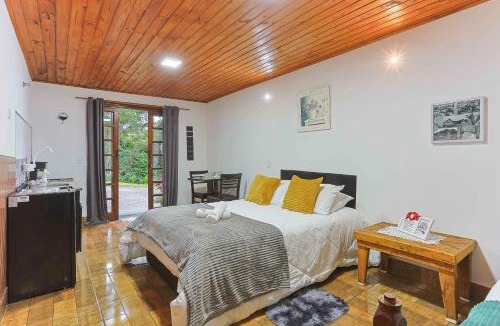 Jardim Andira Apartment | Mini Apartamento em Campos do Jordão