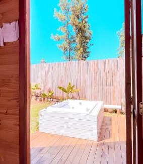 Taquara Ski Chalet | Mini Chalé Suiço com Jacuzzi