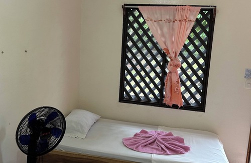 Tortuguero Hostel | Miss Miriam Beachfront Cabins