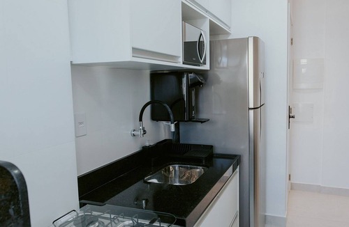 Praia de Itaparica House | Modern 2-bedroom apartment with pool and gym.